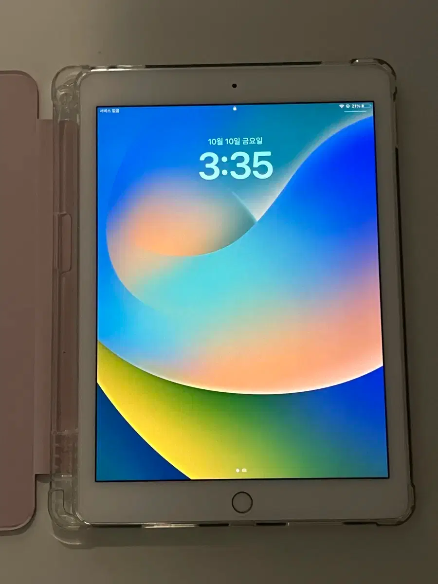 F-122 SIMフリー iPad Pro 9.7インチ Wi-Fi + Cellular SIMフリー